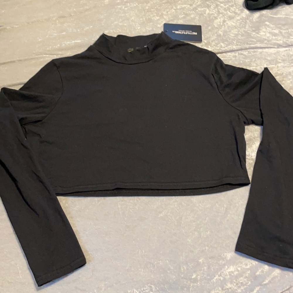 Brand new Pretty Little Thing Black crop top